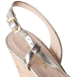 NETWORK GOLD, SILVER PLATFORM SANDALS | WOMENS SIZE 38